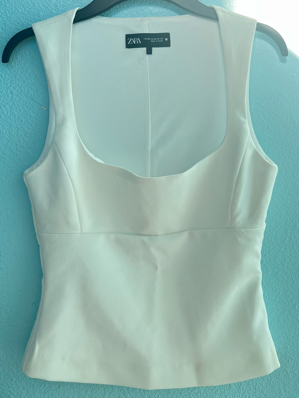 Zara White Square-Neck Fitted Tank